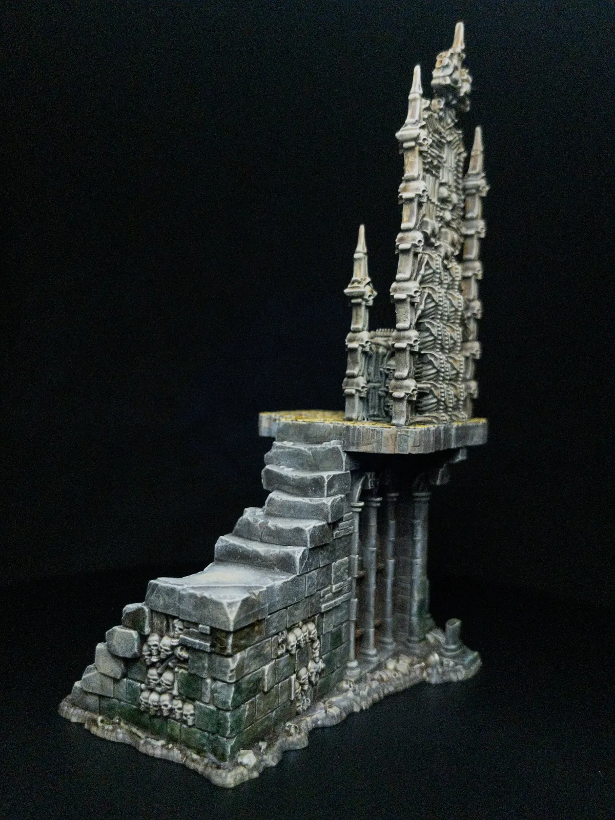 Side view of the finished Charnel Throne