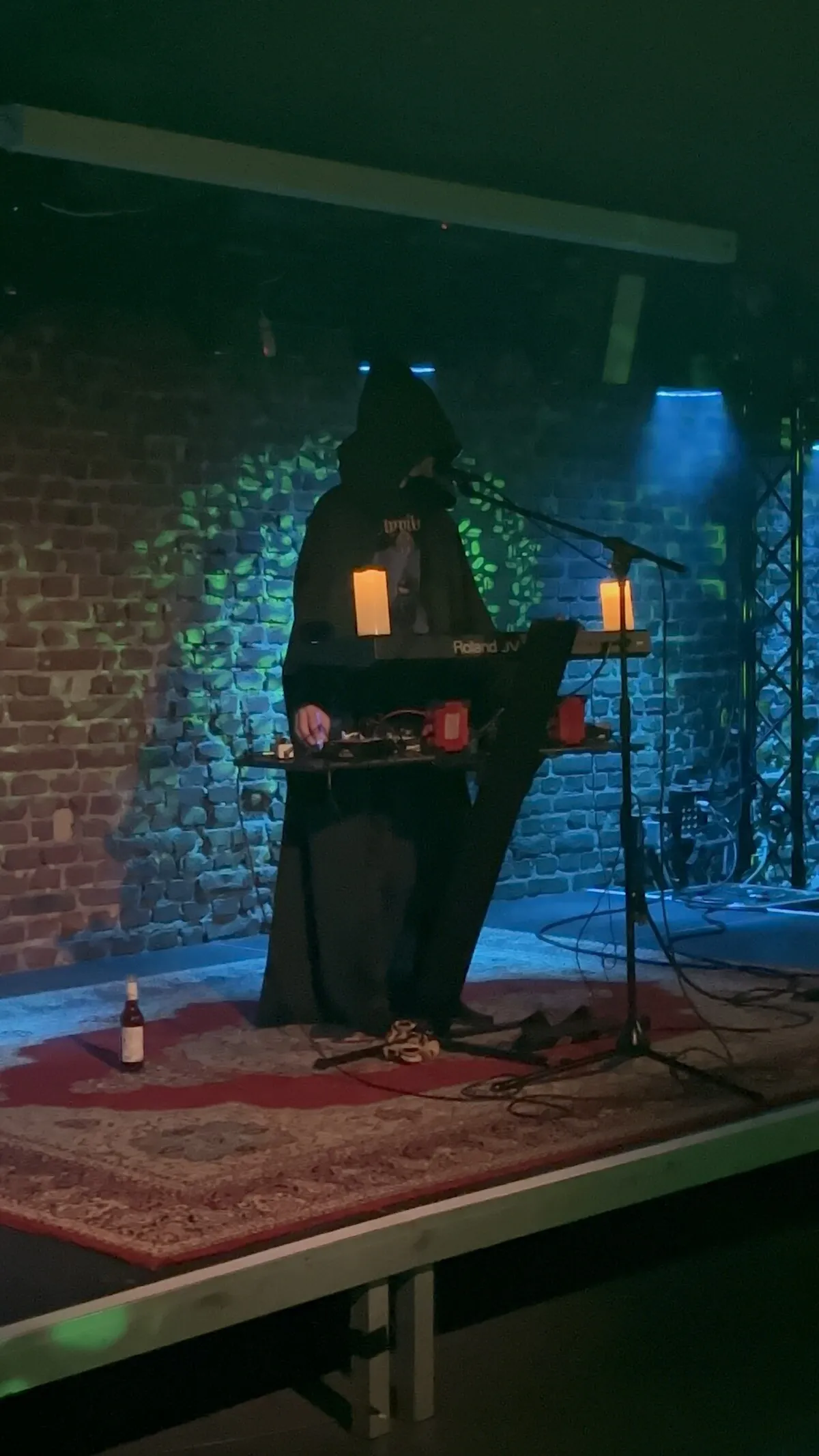 Dungeon synth on stage